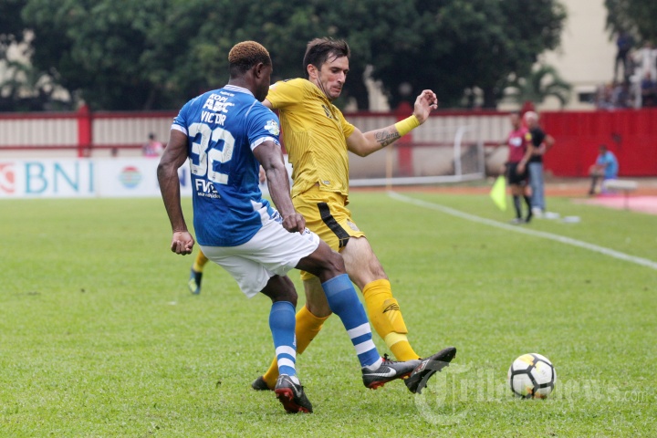 Persib Bandung Unggul 1-2 dari Bhayangkara FC