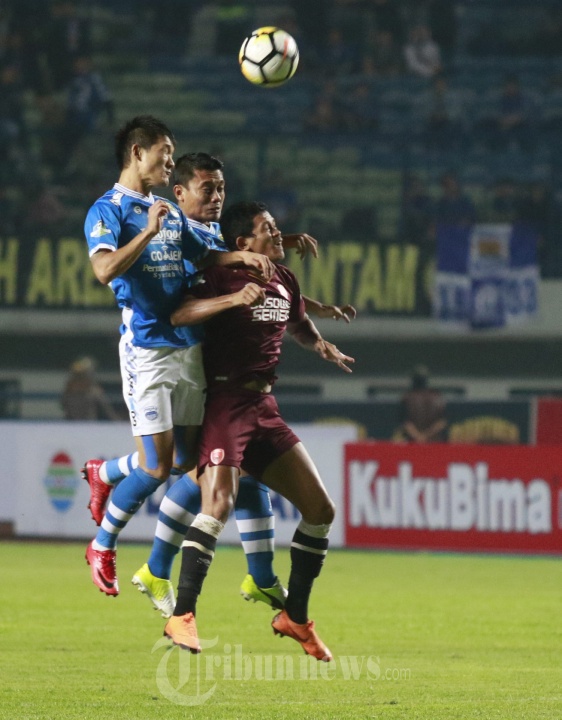 Persib Bandung vs PSM Makassar di Laga Liga 1