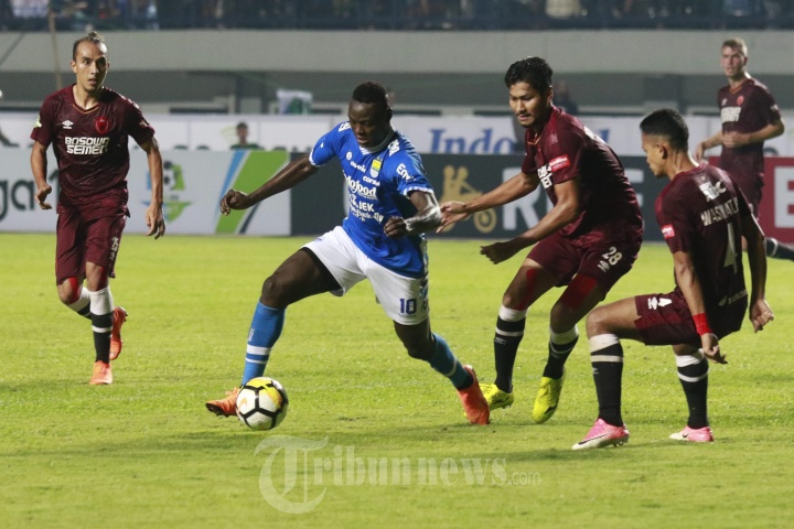 Persib Bandung vs PSM Makassar di Laga Liga 1