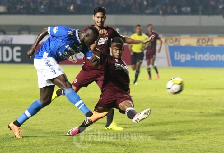 Persib Bandung vs PSM Makassar di Laga Liga 1