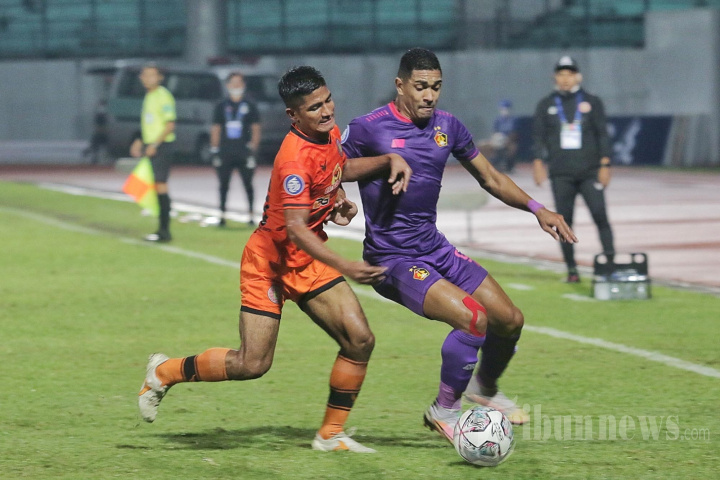 Persik Kediri Lawan Persiraja Banda Aceh
