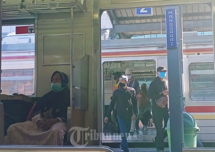 Perubahan Jam Operasional Kereta Commuter Line