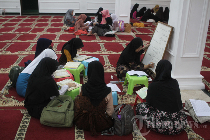 Pesantren Kilat di Mesjid Sunda Kelapa