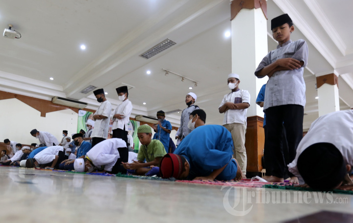 Pesantren Kilat Ramadan di Masjid Sunda Kelapa