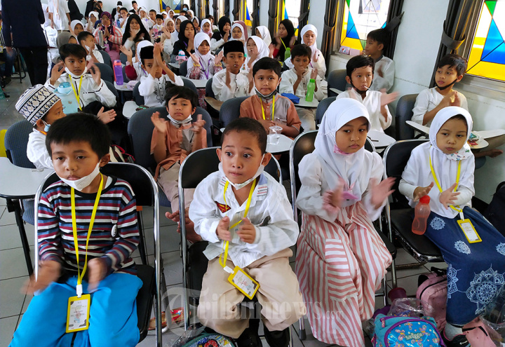 Pesantren Kilat Taqiya di Masjid Pusdai Jabar