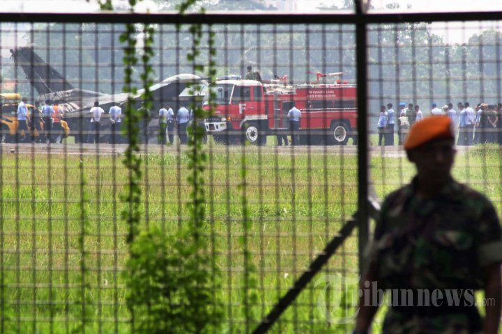 Pesawat F-16 Terbakar di Lanud Halim Perdanakusuma