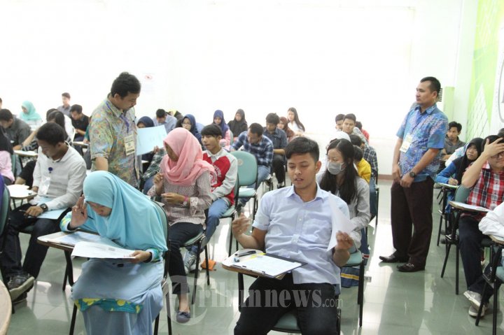 Peserta Ujian Masuk Perguruan Tinggi
