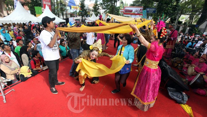Pesta Rakyat KAA 2015 Bandung