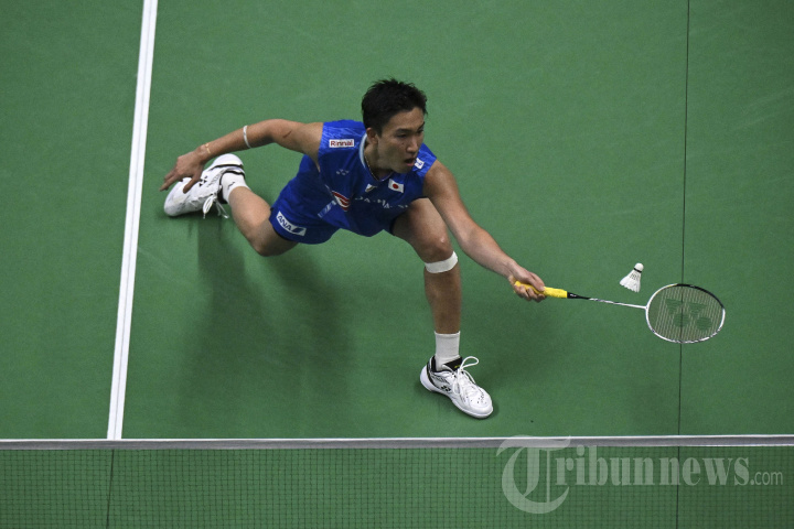 Piala Thomas: Anthony Ginting Bungkam Kento Momota