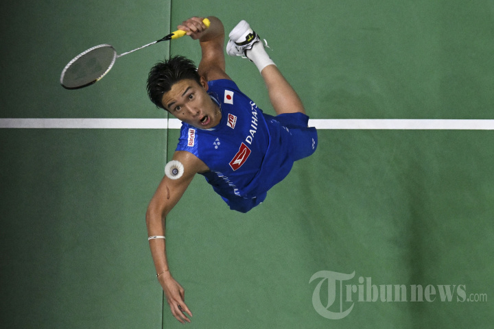 Piala Thomas: Anthony Ginting Bungkam Kento Momota