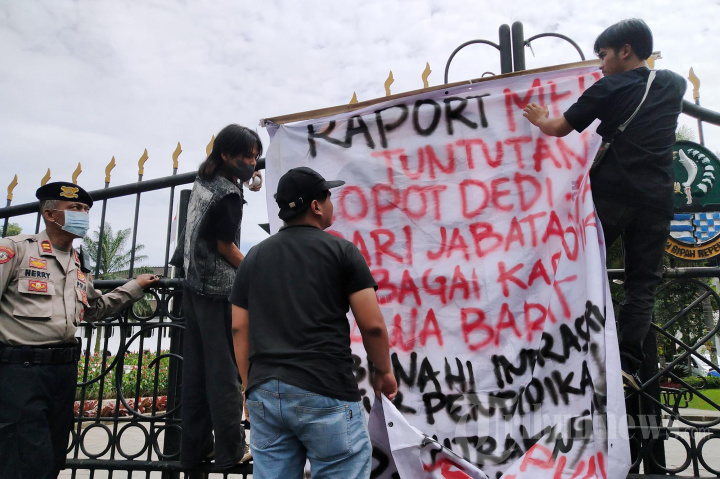 PII Suarakan Carut Marut pendidikan di Jabar