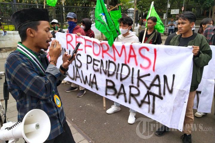 PII Suarakan Carut Marut pendidikan di Jabar