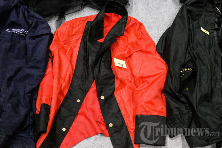 Polisi Kumpulkan Barang Korban Tewas Tragedi Halloween Itaewon