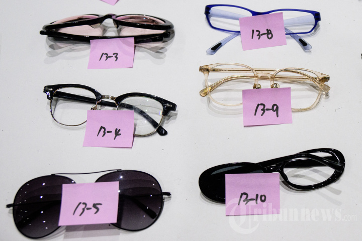 Polisi Kumpulkan Barang Korban Tewas Tragedi Halloween Itaewon