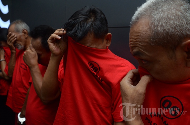 Polrestabes Surabaya Bongkar Sindikat Pengedar Uang Palsu