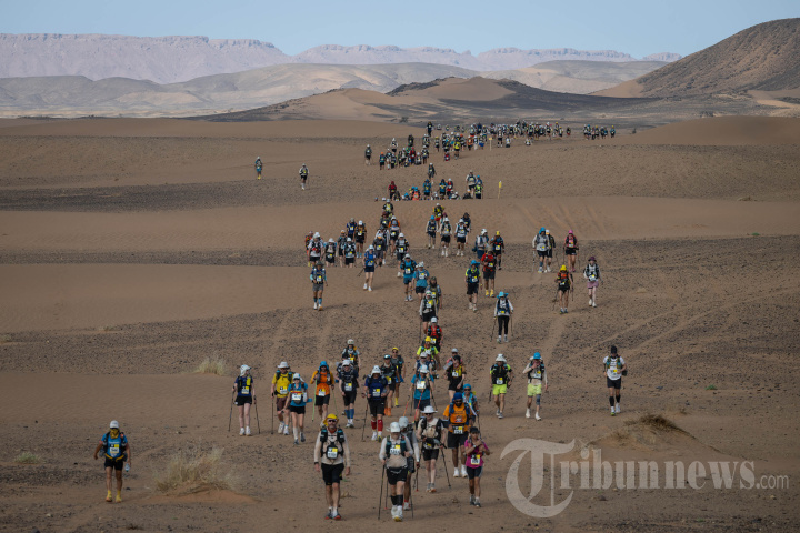 Potret Marathon Des Sables, Balap Lari Terganas di Bumi