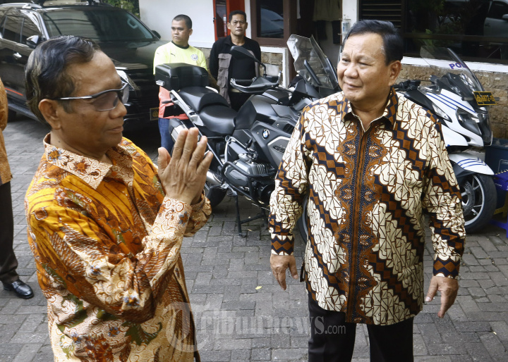 Prabowo Kunjungi Mahfud MD