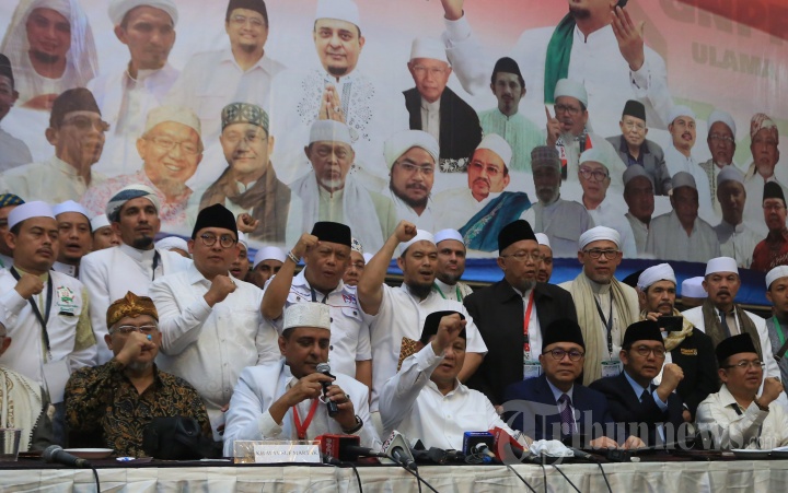 Prabowo Menandatangai Pakta Integritas Ijtima Ulama 2