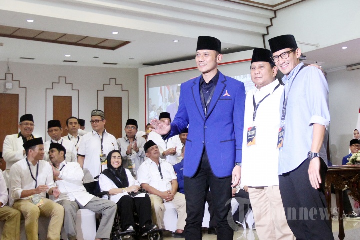 Prabowo-Sandi Daftar ke KPU, AHY Mendampingi
