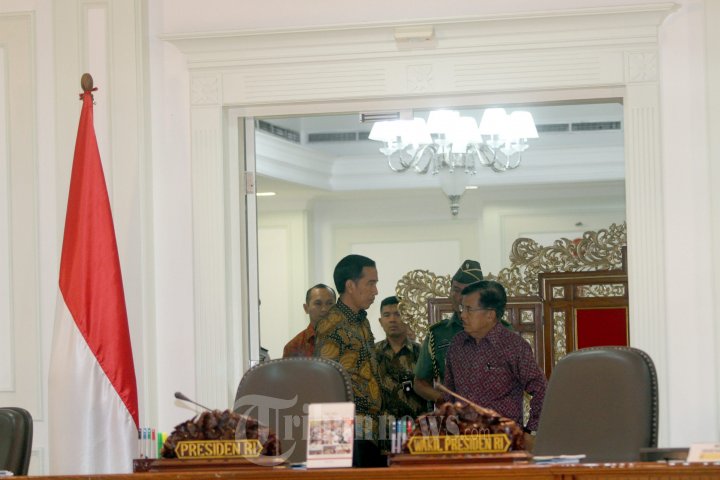 Presiden dan Wakil Presiden Pimpin Rapat Terbatas
