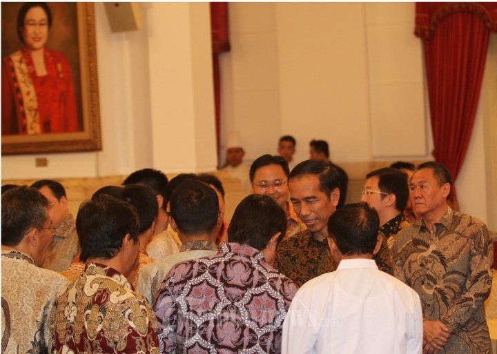 Presiden Jokowi Bertemu Pedagang Beras di Istana