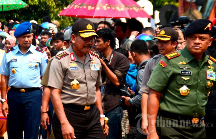 Presiden Jokowi Buka Karnaval Khatulistiwa