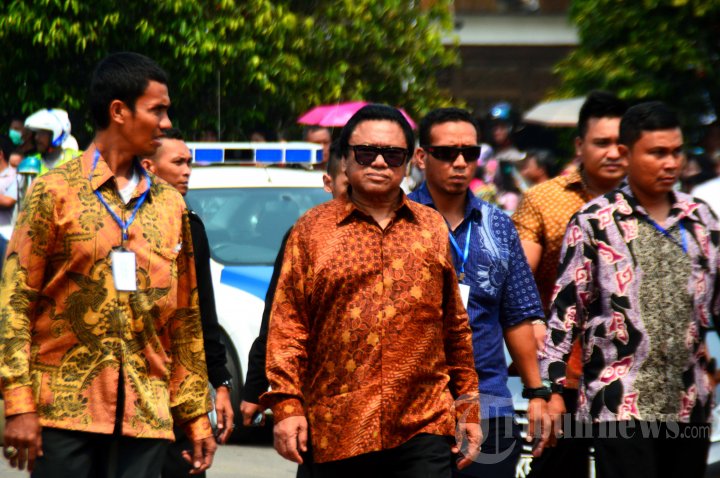 Presiden Jokowi Buka Karnaval Khatulistiwa