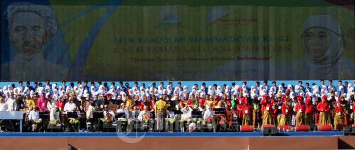 Presiden Jokowi Buka Muktamar Muhammadiyah Ke-47 Makassar