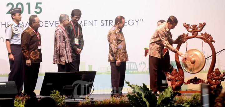 Presiden Jokowi Buka Pameran Indonesia Energi Baru dan Terbaruka
