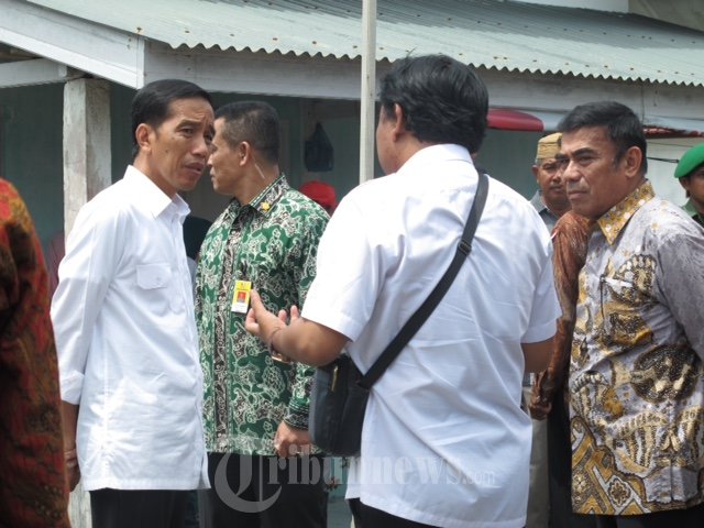 Presiden Jokowi dan Ibu Negara Kunjungi Kampung Nelayan Aceh
