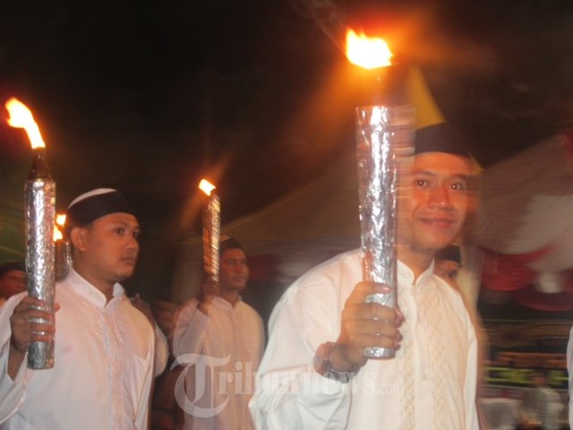 Presiden Jokowi dan Ibu Negara Malam Takbiran di Aceh