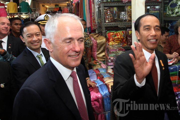 Presiden Jokowi Dan PM Australia Kunjungi Pasar Tanah Abang