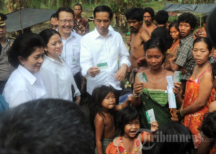 Presiden Jokowi Kunjungi Suku Anak Dalam