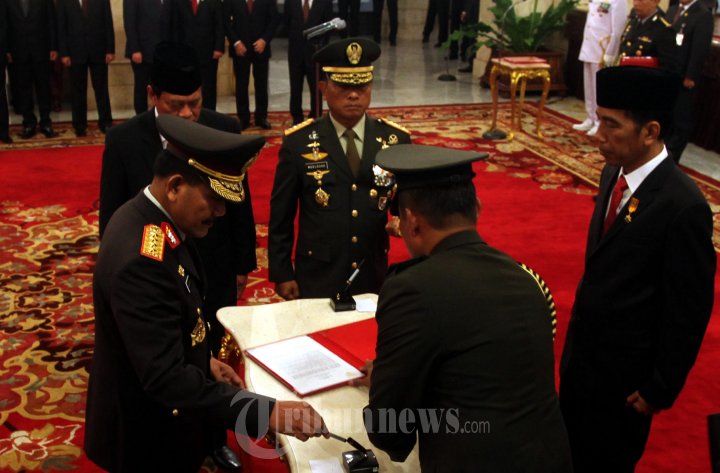 Presiden Jokowi Lantik Kapolri