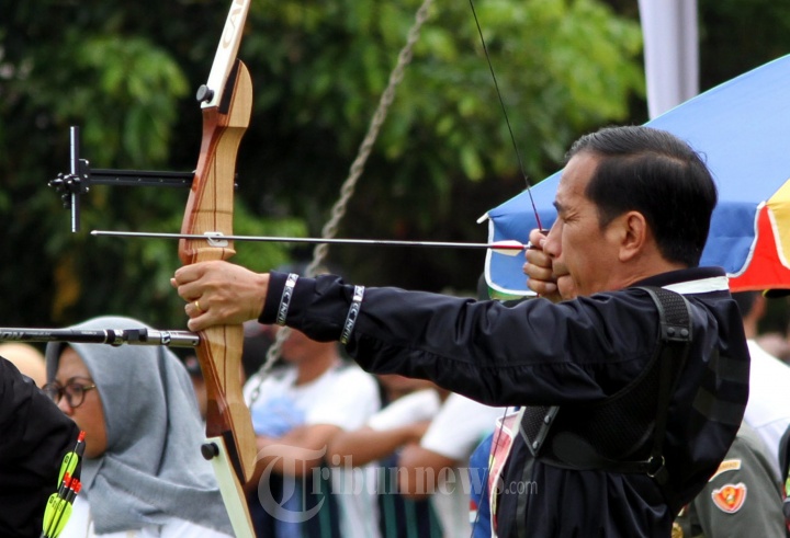 Presiden Jokowi Mengikuti Kejuaraan Panahan Bogor Open 2017