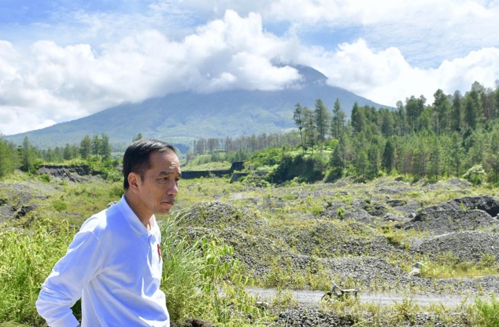 Presiden Jokowi meninjau Sabo Dam Kali Putih Magelang