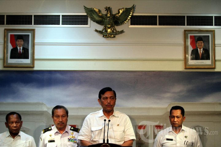 Presiden Jokowi Pimpin Rapat Terbatas