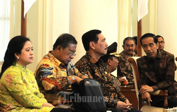 Presiden Jokowi Pimpin Sidang Kabinet Paripurna