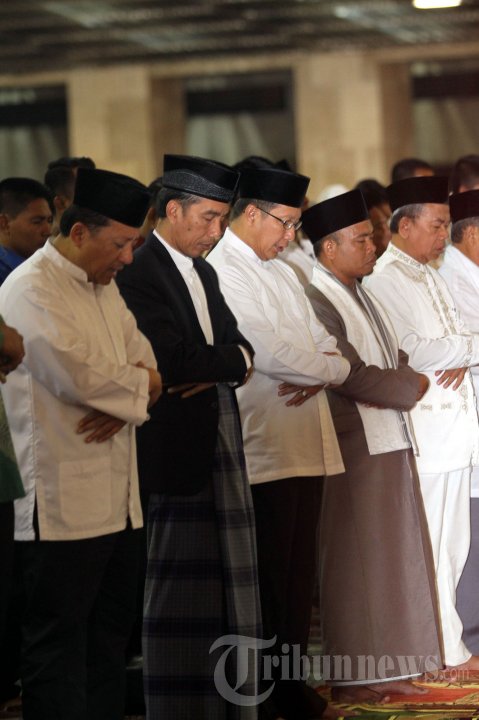 Presiden Jokowi Sholat Tarawih di Masjid Istiqlal