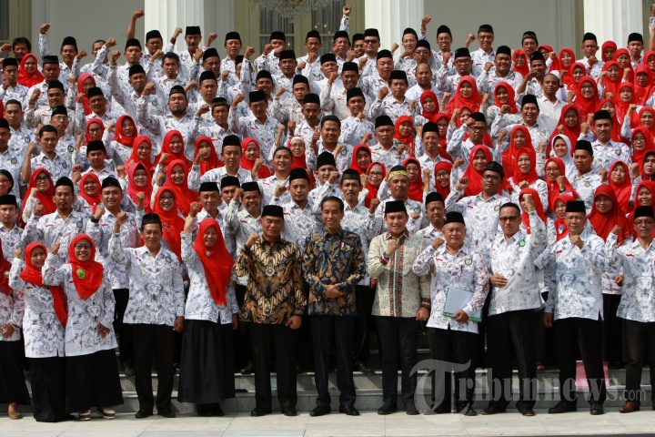 Presiden Jokowi Silaturahmi Dengan Guru