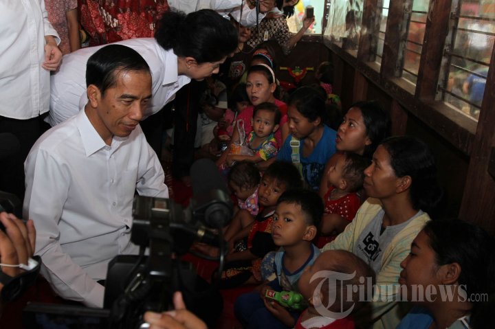 Presiden Kunjungi Rumah Evakuasi Balita