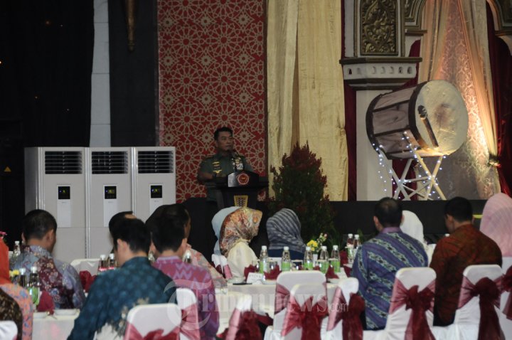 Presiden RI Buka Puasa Bersama Prajurit TNI