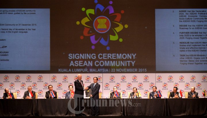 Presiden RI Joko Widodo Hadiri Acara KTT ASEAN