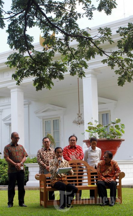 Presiden Umumkan Penurunan Harga BBM
