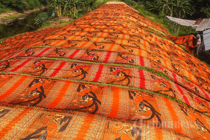 Produksi Kain Pantai di Sukoharjo Laris Manis