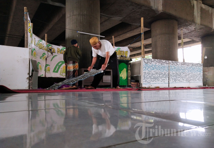 Masjid Bawah Jembatan Tol Buahbatu (BJTB) dalam Proses Penyelesaian