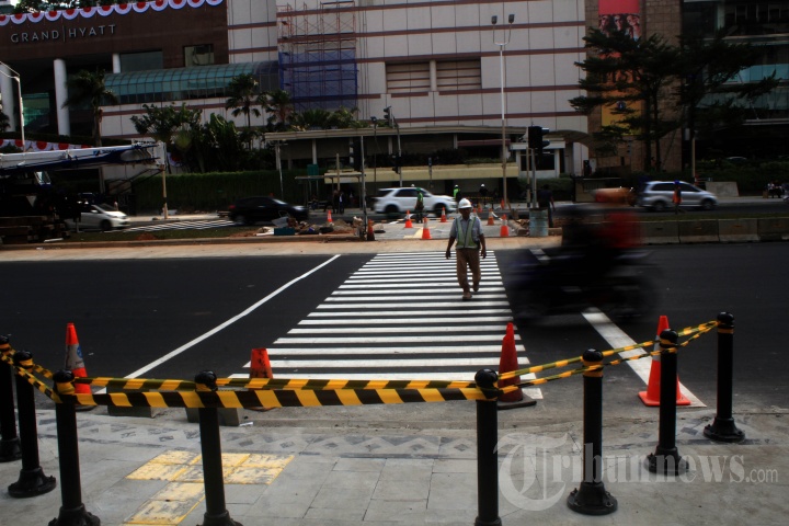 Proyek Pedestrian Light Controlled (Pelican) Crossing