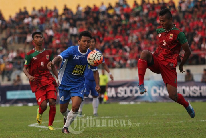 PSIS Semarang vs Persibat Batang di Laga ISC