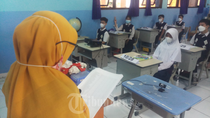 PTM Pelajar SMP Kota Tangerang Ketat Prokes Covid-19