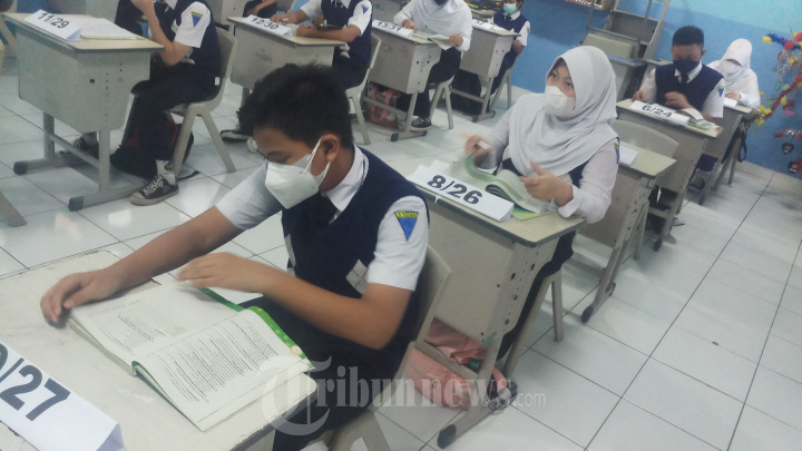 PTM Pelajar SMP Kota Tangerang Ketat Prokes Covid-19